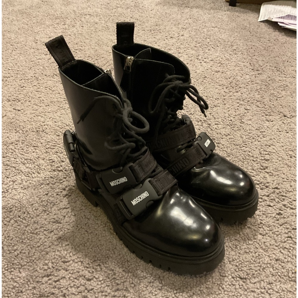 Moschino Italy Signature Strap Black Leather Combat MOTO Boots Platform Shoes 41 - Picture 11 of 11